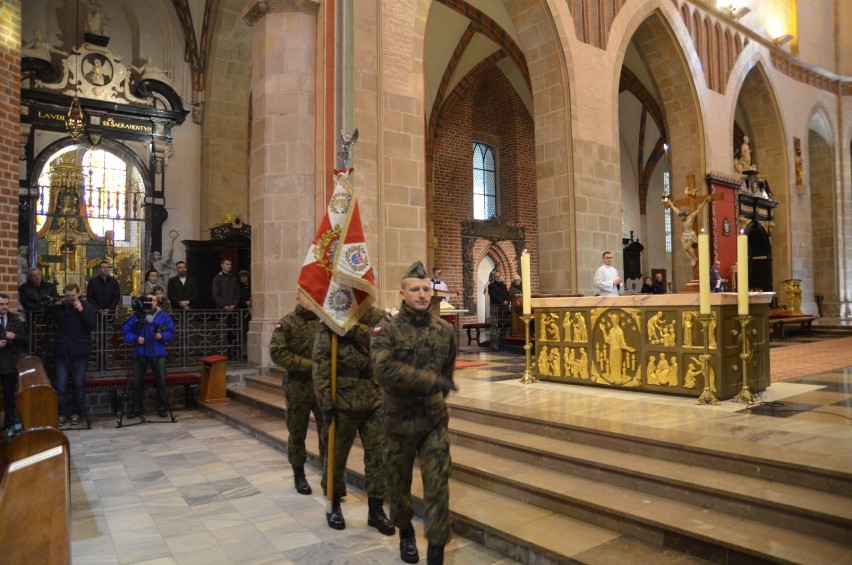 Rolnicy oddają hołd Powstańcom Wielkopolskim: uroczysta Msza w Katedrze Gnieźnieńskiej
