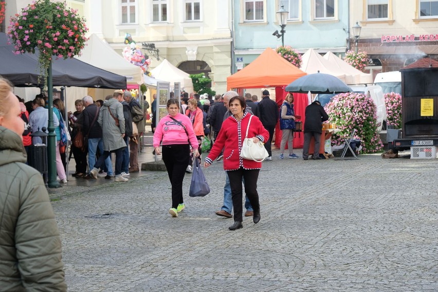 XXV Jarmark Miodu i Wina w Żarach. W niedzielę od 10.00 do...