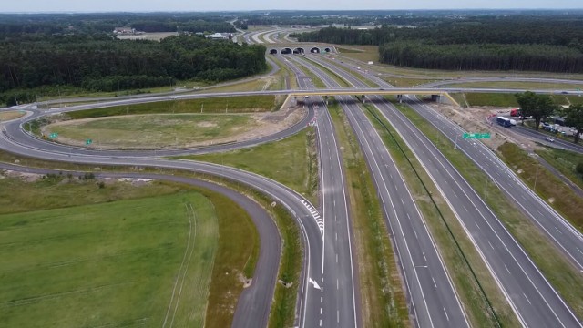 Na koniec maja 2022 r. zaawansowanie rzeczowe prac na odcinku Świecie Południe - Bydgoszcz Północ wyniosło 77 proc.