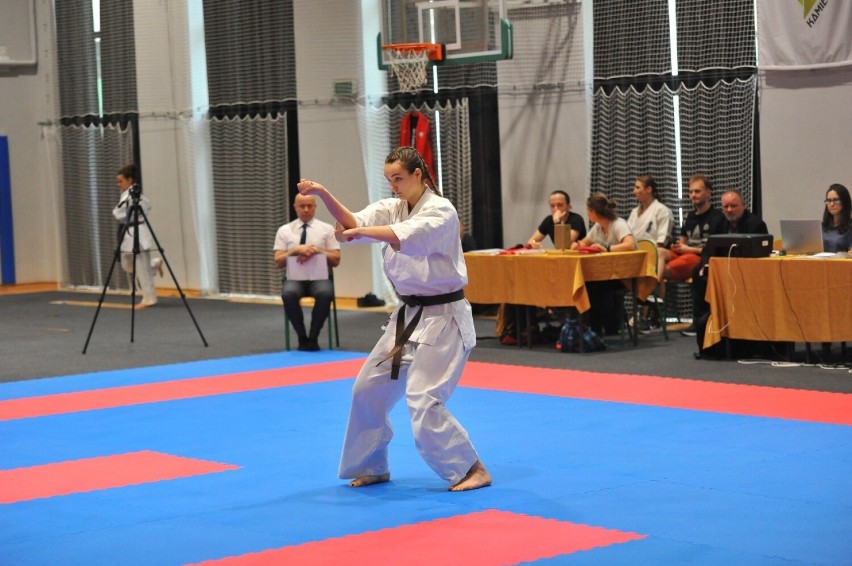 Trzecie miejsce Weroniki Mazur w Akademickich Mistrzostwa Polski Karate Kyokushin