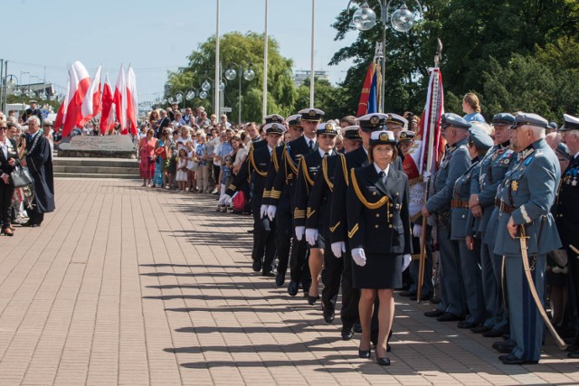 15 08 2017 gdynia. glowne obchody siwetna wojska polskego pod plyta poleglych marynarzy fot. piotr hukalo / dziennik baltycki / polska press