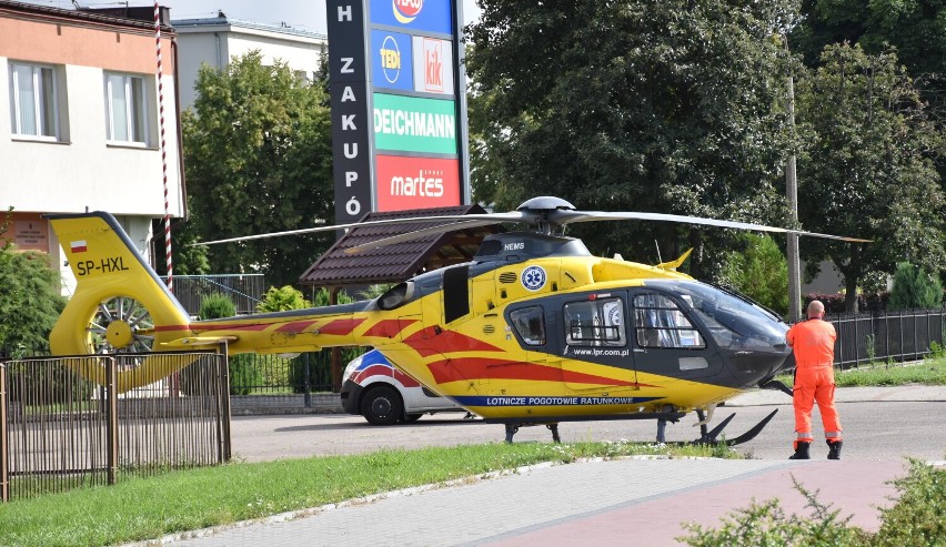 Malbork. Śmigłowiec LPR przyleciał po pacjenta, który został poparzony przy naprawie lokomotywy