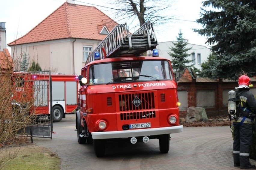 Strażacy ćwiczyli na terenie klasztoru w Braniewie