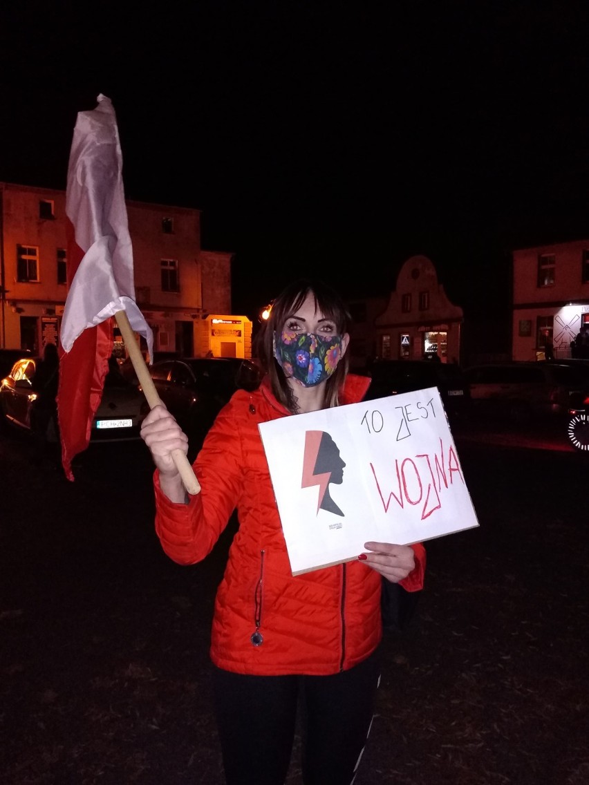 W Margoninie protestowały kobiety. I Przemarsz Kobiet [ZDJĘCIA]