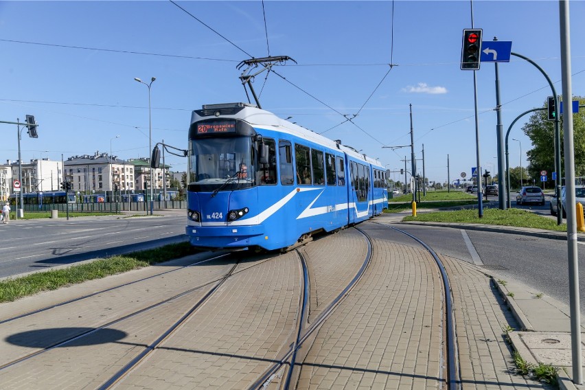 04.10.2015 krakow  
 petla maly plaszow tramwaj ulica...