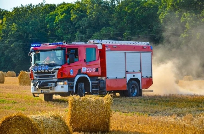 W Trzebowej samochód wypadł z drogi. Do najciężej poszkodowanego przyleciał helikopter LPR