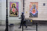 Galeria obrazów religijnych pojawiła się w centrum Poznania. Zobacz zdjęcia