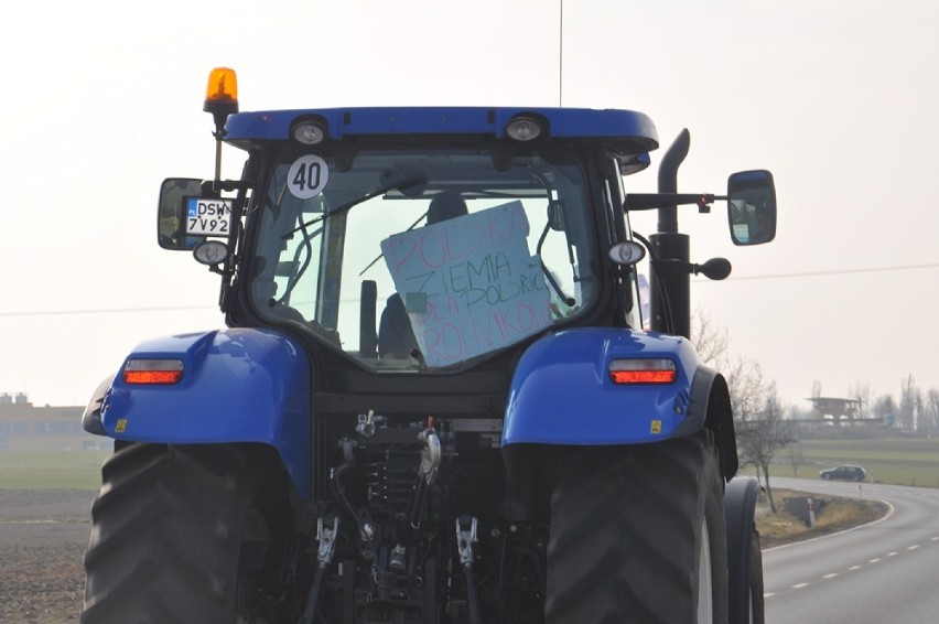 Strzegom: Protest rolników na krajowej "5"