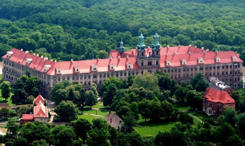 Pocysterski klasztor w Lubiążu