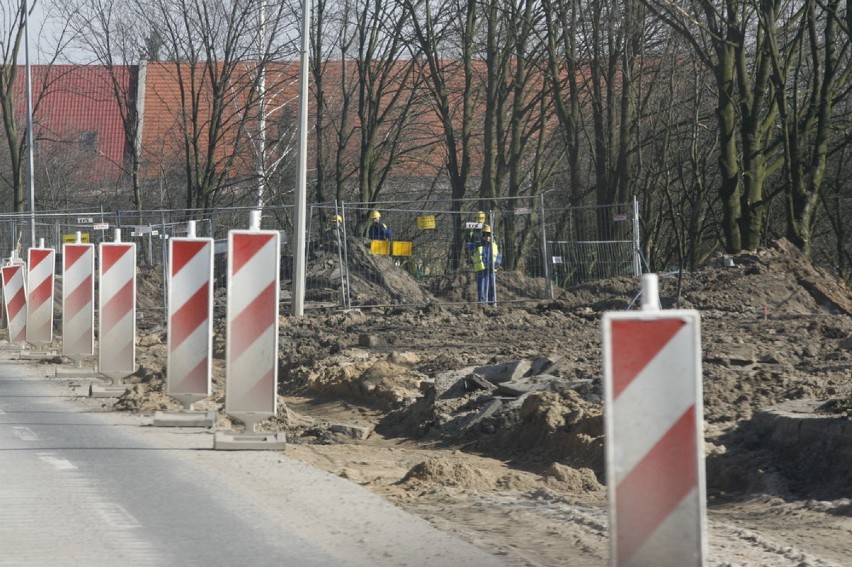 Remont ulicy Jaworzyńskiej w Legnicy (ZDJĘCIA)