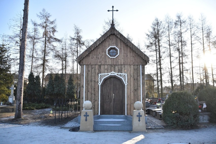 Zabytkowa kaplica na cmentarzu klasztornym w Jędrzejowie już...