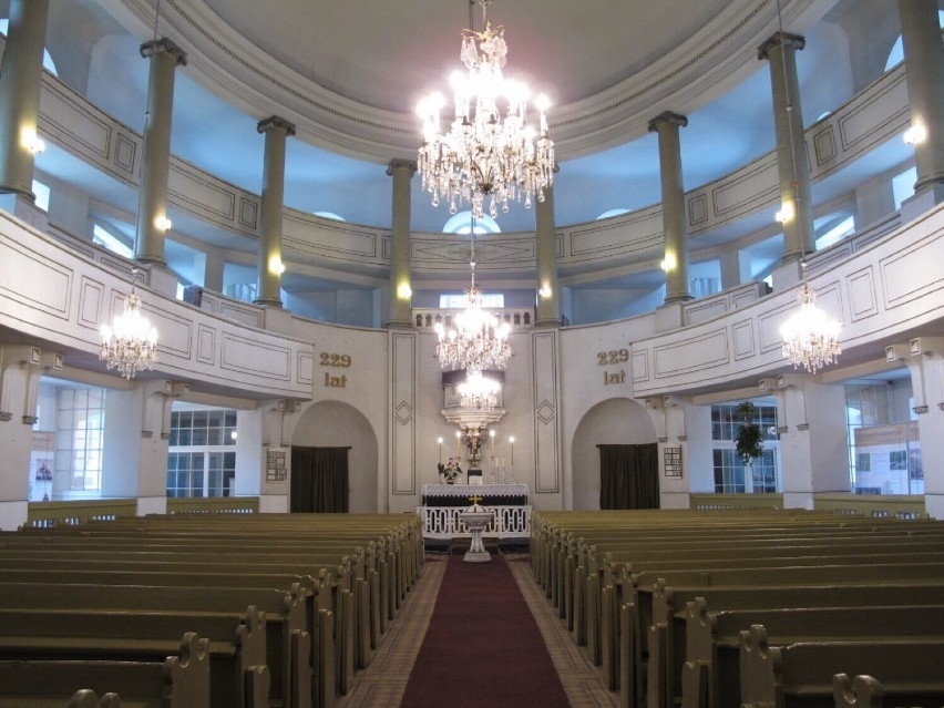 Ewangelicki Kościół Zbawiciela w Wałbrzychu (plac Kościelny...