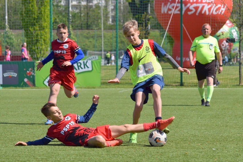 Finał wojewódzki turnieju "Z Podwórka na Stadion o Puchar...