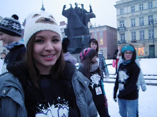 Protest w Walentynki, dlaczego? By pokazać, że w miłości nie ma miejsca na przemoc. 

ONE BILLION RISING - protest tańcem w Bydgoszczy