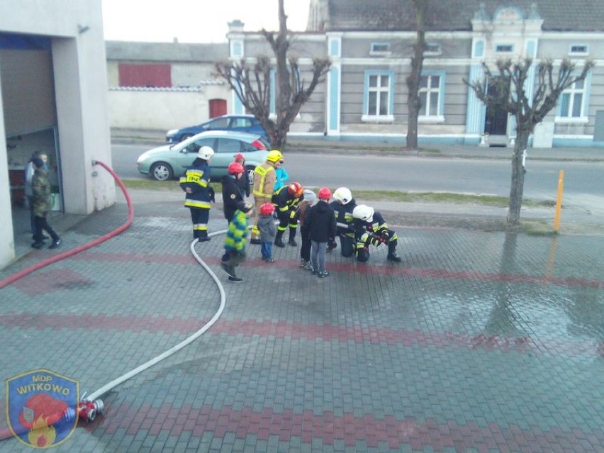 Ciekawe zajęcia strażaków z OSP Witkowo z Młodzieżową Drużynę Pożarniczą