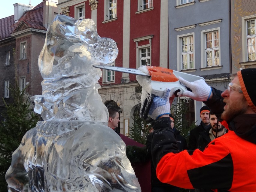 Poznań: Rzeźby lodowe znów staną na płycie Starego Rynku. W najbliższy weekend rozpoczyna się Poznań Ice Festival 2018: