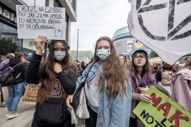 Młodzieżowy Strajk Klimatyczny w Poznaniu 2019

Zobacz więcej zdjęć ---->