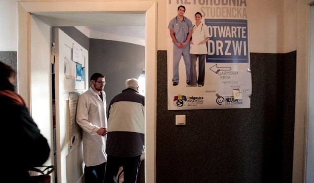 Przychodnia Studencka "Otwarte Drzwi" przyjmuje pacjentów w jednej z sal bydgoskiej bazyliki.