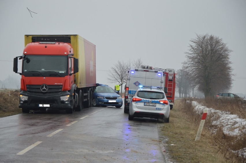 Wypadek między Debrznem a Strzeczoną