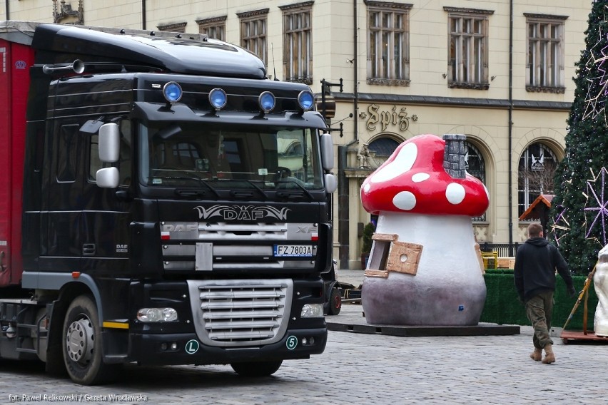 Koniec Jarmarku Bożonarodzeniowego na Rynku