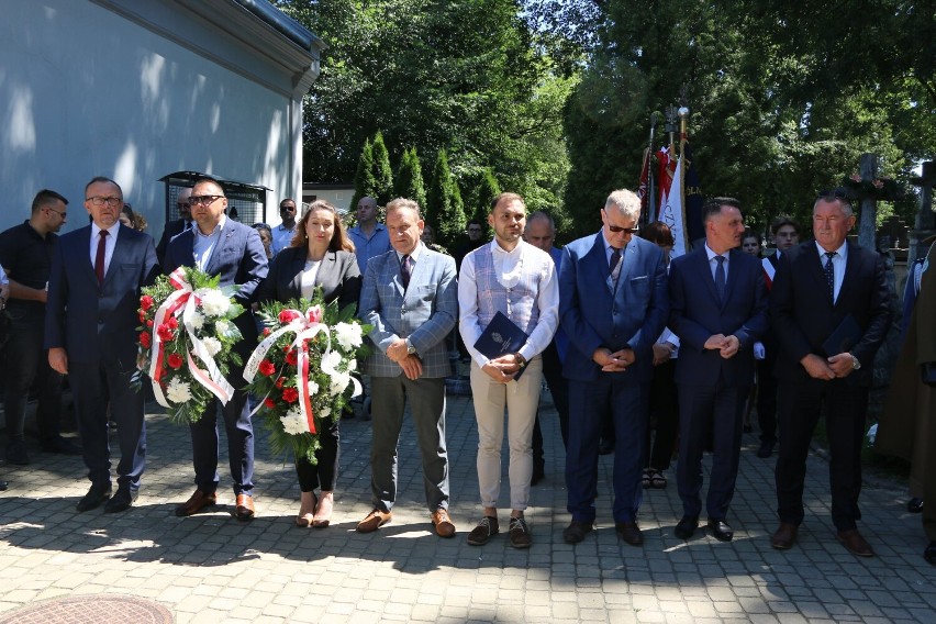 Jarosławskie obchody Dnia Pamięci Ofiar Ludobójstwa, w 79. rocznicę Zbrodni Wołyńskiej [ZDJĘCIA]