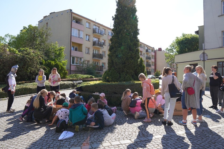 Uczniowie odkrywali Oleśnicę. Za nami gra miejska!