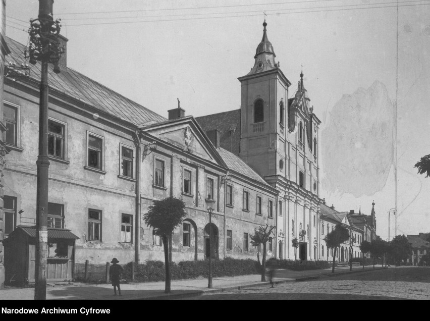 Kościół i klasztor Pijarów, 1918-39 r.