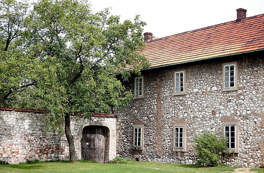 Klasztor kamedułów na Bielanach.
