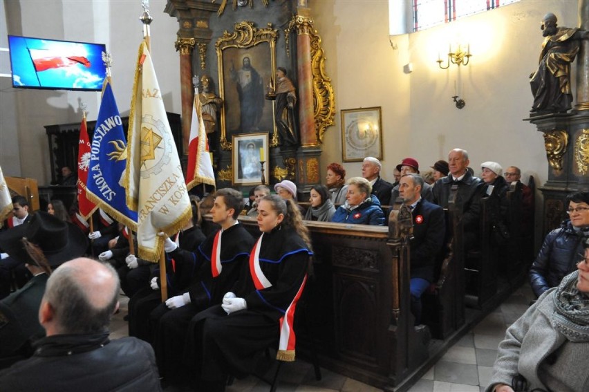 KOŚCIAN. Obchody Święta Niepodległości, msza święta i uroczystość na pl. Niezłomnych [ZDJĘCIA]