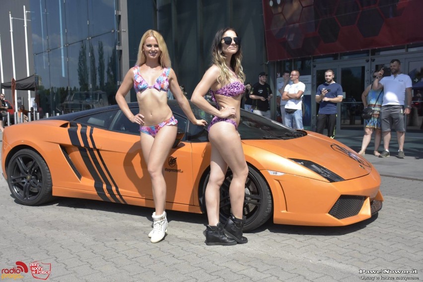 Auto Moto Show 2018 w Sosnowcu - piękne dziewczyny i wspaniałe samochody [nowe ZDJĘCIA z Expo Silesia]