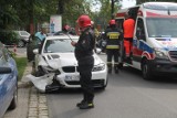 Wypadek na ul. Chojnowskiej w Legnicy. Kierowca BMW był pijany [ZDJĘCIA]