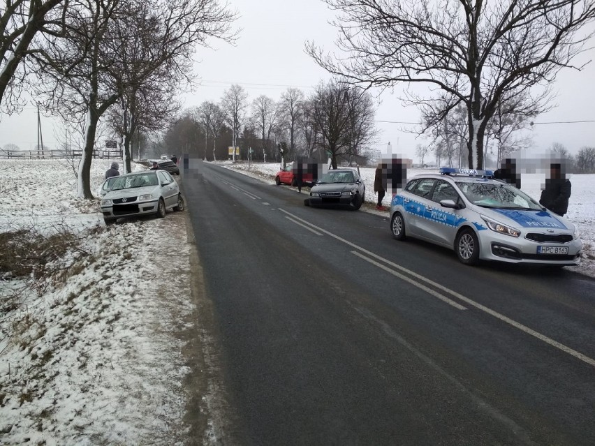 Wypadek z udziałem czterech samochodów pod Rypinem [zdjęcia]