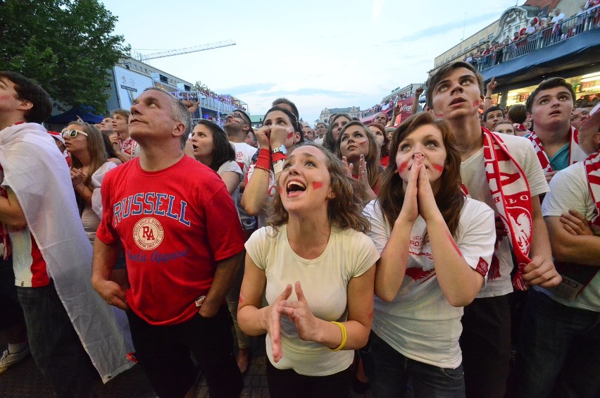 Polska odpadła z Euro 2012. Smutek w Poznaniu [ZDJĘCIA]