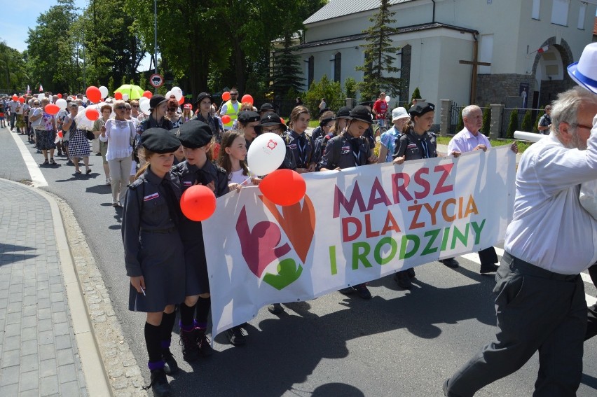 Marsz dla Życia i Rodziny przeszedł ulicami Głogowa [ZDJĘCIA, FILM]