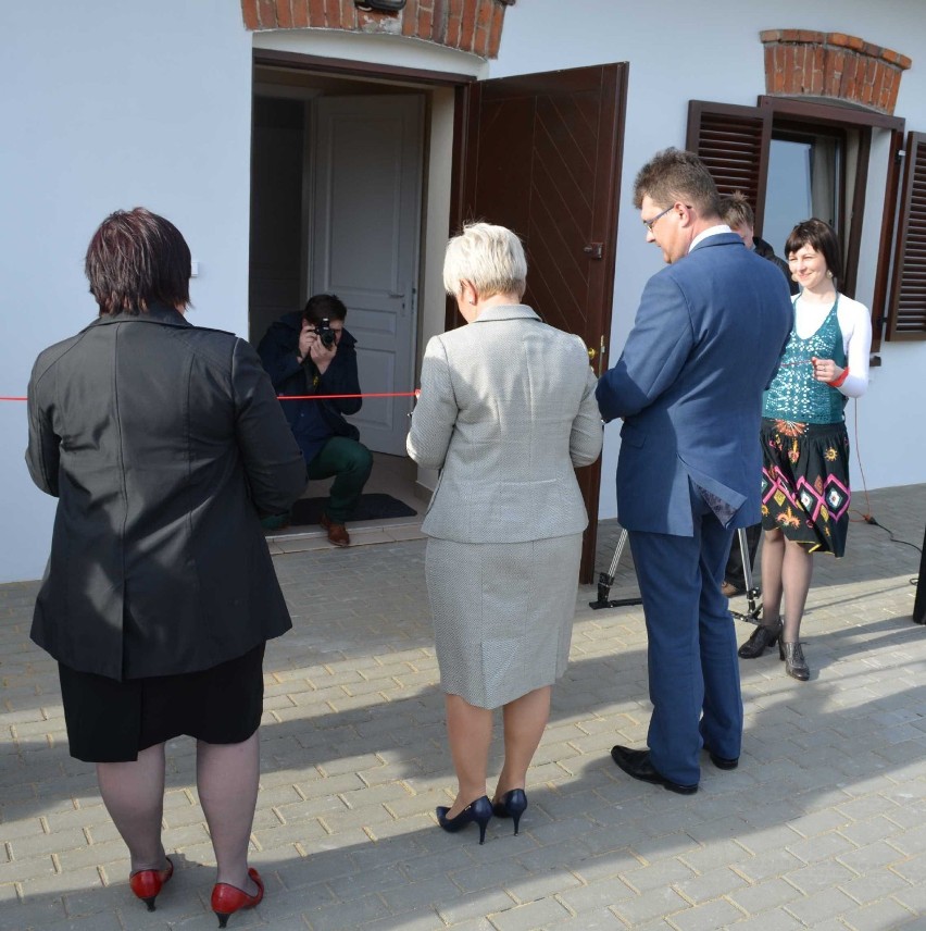 Urządzenie Domu Kultury i Tradycji w Gajęcicach Starych...