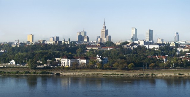 Sopot? Zakopane? Nie, Polacy najchętniej na wakacje jeżdżą do Warszawy!