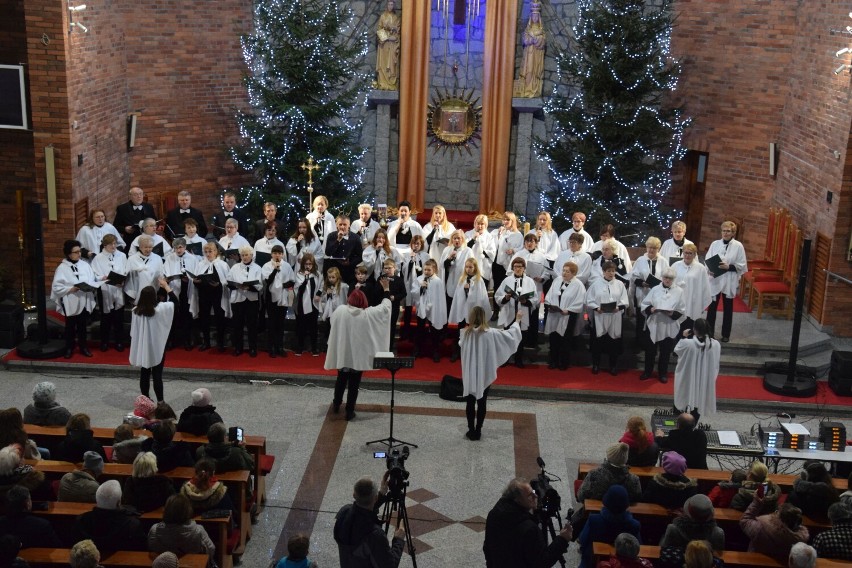 Świąteczny koncert w szczecineckim kościele św. Rozalii w Trzech Króli. Zaproszenie 