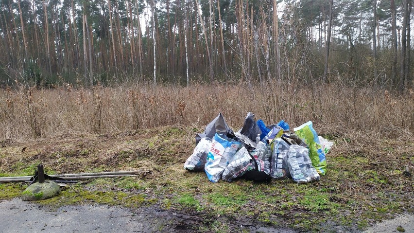 Leszy Bełchatów zorganizowali akcję na terenie dawnego...