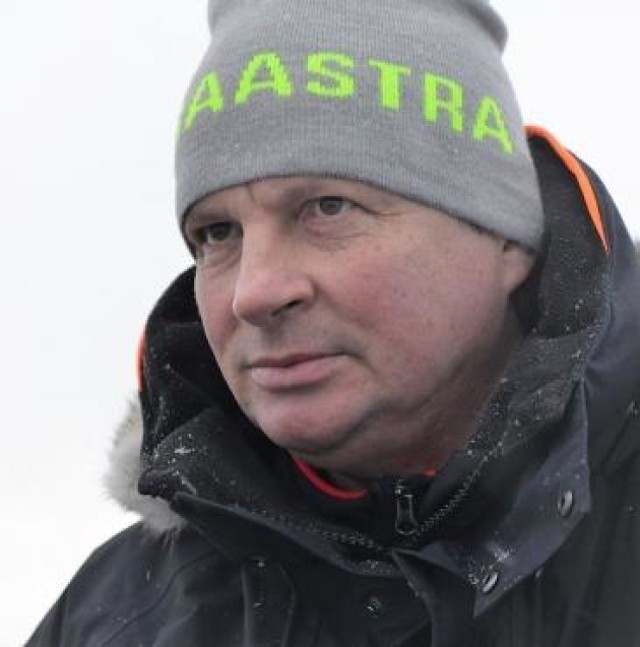 Kapitan Mariusz Koper z  załogą  okrążył Antarktydę po jej wodach podczas rejsu non stop