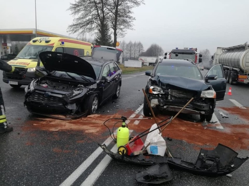 Zderzenie na DK10 w Makowiskach pod Bydgoszczą [zdjęcia]