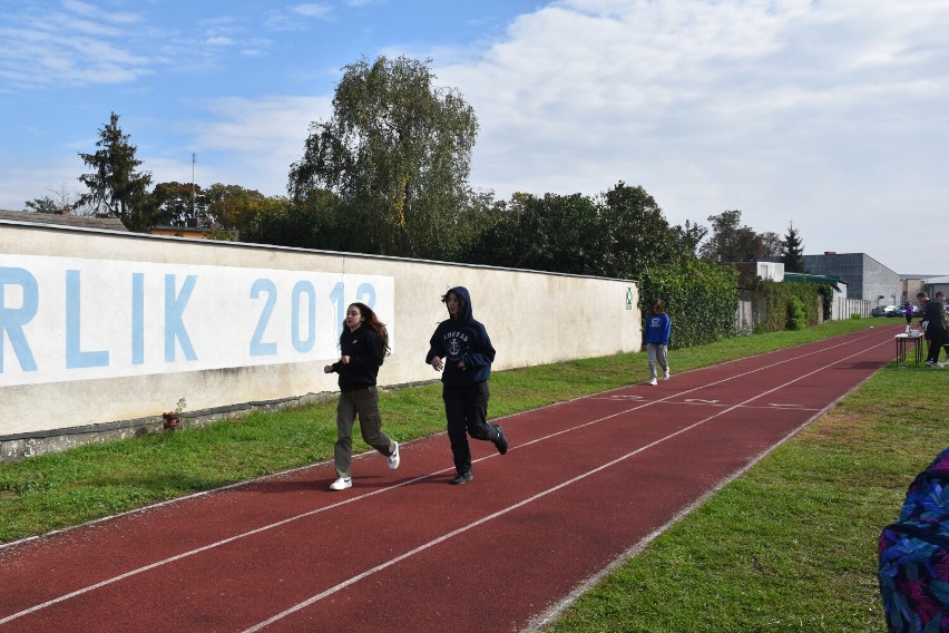 Wolsztyn: Zespół Szkół Zawodowych biega dla Kacperka