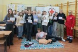 Udzielanie pierwszej pomocy i obsługi defibrylatora AED - uczniowie z Zespołu Szkół nr 2 w Wągrowcu już to potrafią!