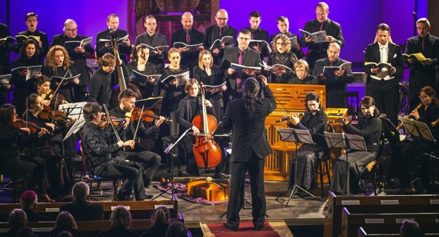 Johann Sebastian Bach komponował Wielką Mszę h-moll  BWV 232 ponad 30 lat. To bogactwo form, stylów i technik... Trudne do wykonania i rzadko można je usłyszeć. Tym bardziej trzeba być w kościele pw. Najświętszego Zbawiciela w Zielonej Górze 10 listopada 2017 r.