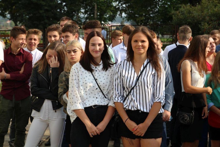 Uczniowie Zespołu Szkół Zawodowych w Sokółce gotowi na nowy rok szkolny (zdjęcia)