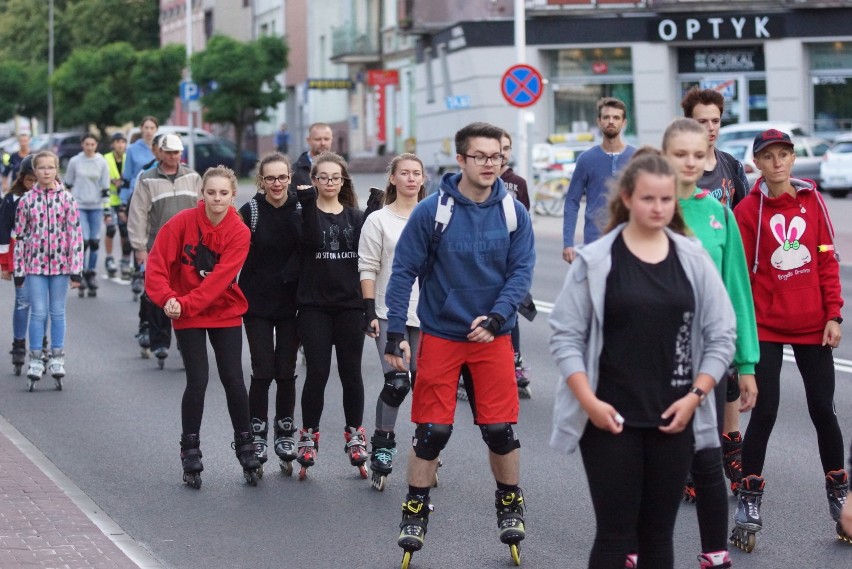 Nightskating Kalisz, czyli wieczorowy przejazd na rolkach...