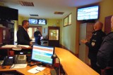 Urząd Miasta przekazał oświęcimskiej policji miejski monitoring wizyjny. Teraz będzie obsługiwany 24 godziny na dobę [ZDJĘCIA]