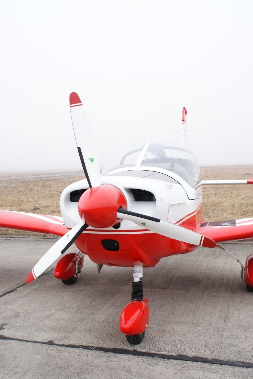 Akademicki Ośrodek Szkolenia Lotniczego w Dęblinie ma nowe samoloty