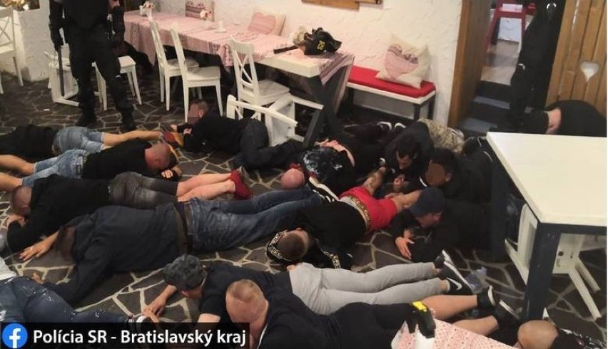 Kibice rozrabiali na Słowacji przed meczem Cracovii [ZDJĘCIA]