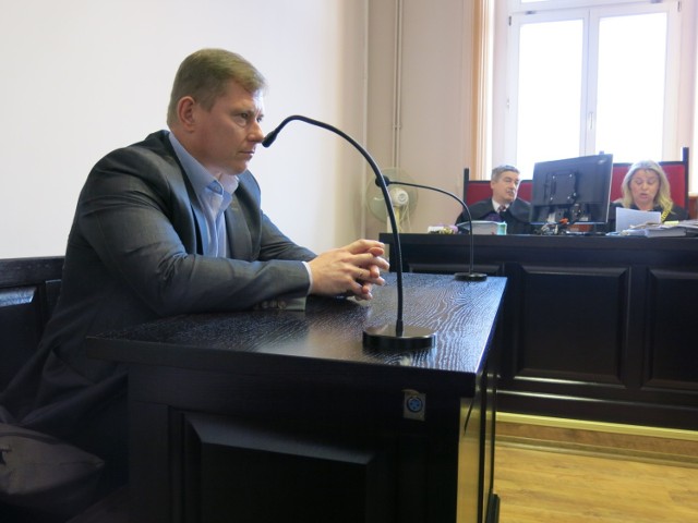 Unieważnienia wyborów do rady miejskiej w Bogatyni, wyborów na burmistrza i wyborów do rady powiatu zgorzeleckiego w okręgu nr 2, domagał się Mariusz Tureniec, kandydat na burmistrza.