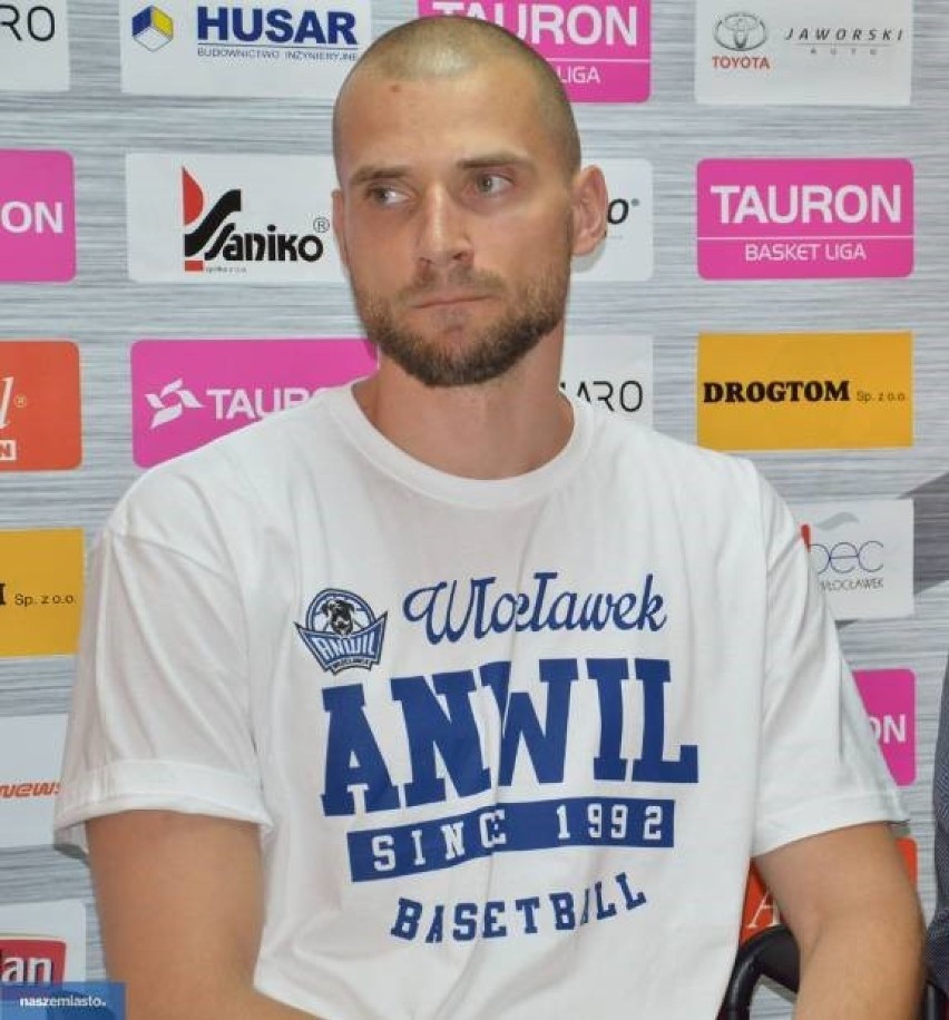 Michał Nowakowski nowym koszykarzem Anwilu Włocławek